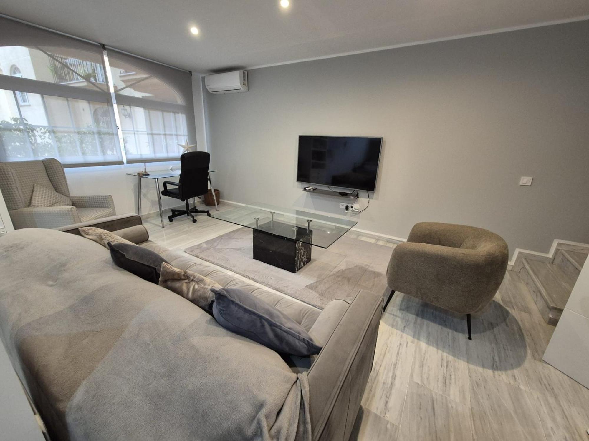 Luxurious Three Bedroom Duplex Apt Close To Beach Фуенхірола Екстер'єр фото